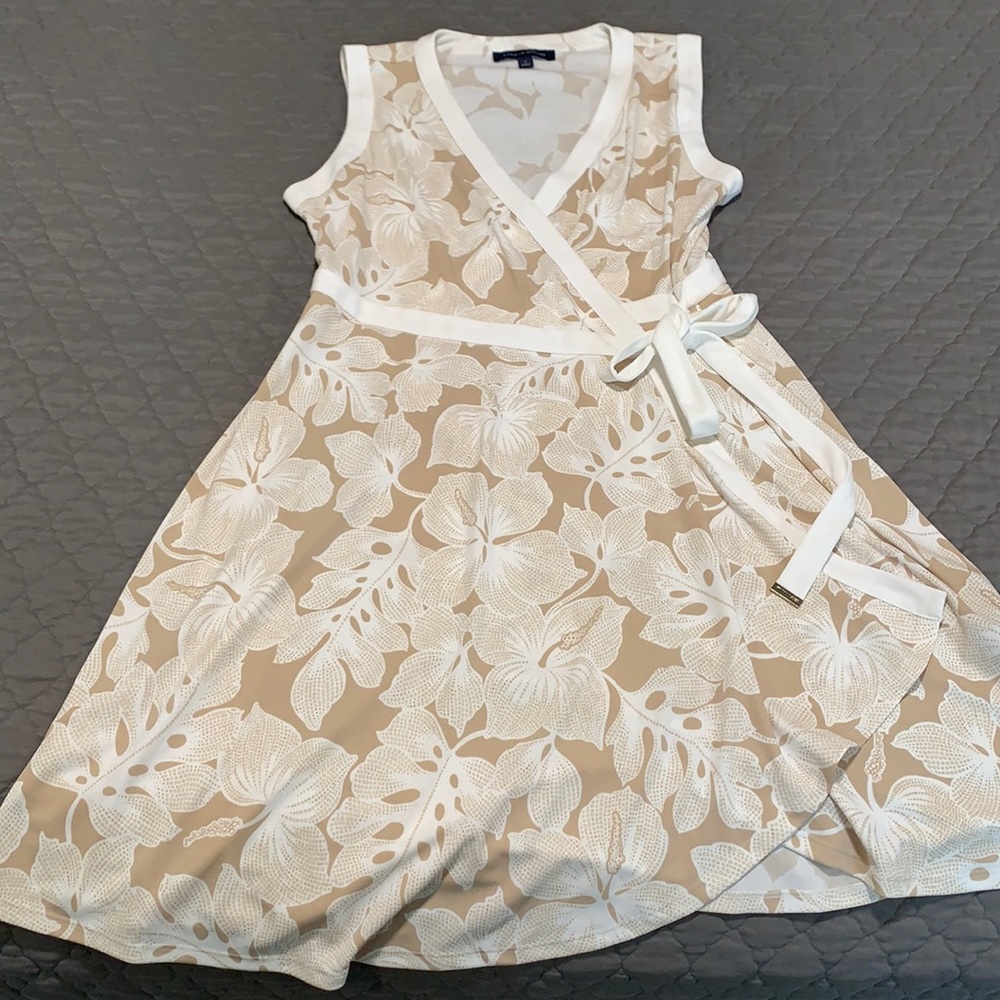 Tommy Hilfiger White and Cream Wrap Dress